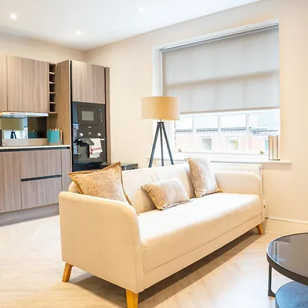 10 Park Square East, Luxury Serviced Apartments-3